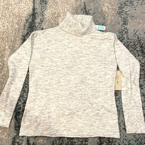 RD Style Gray Heathered turtleneck